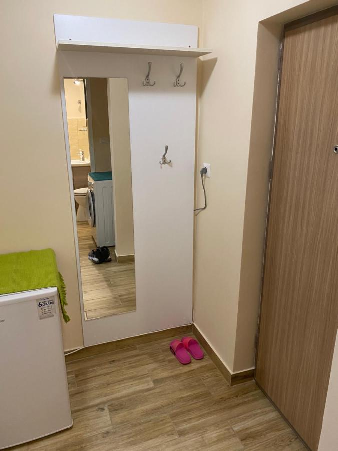 Apartamento Garsoniera Lux Mioritei Bacău Exterior foto
